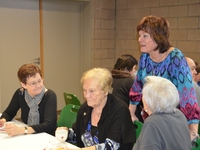 Gerda op seniorenfeest De Pit Buggenhout